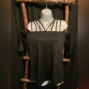 197 black scrappy top